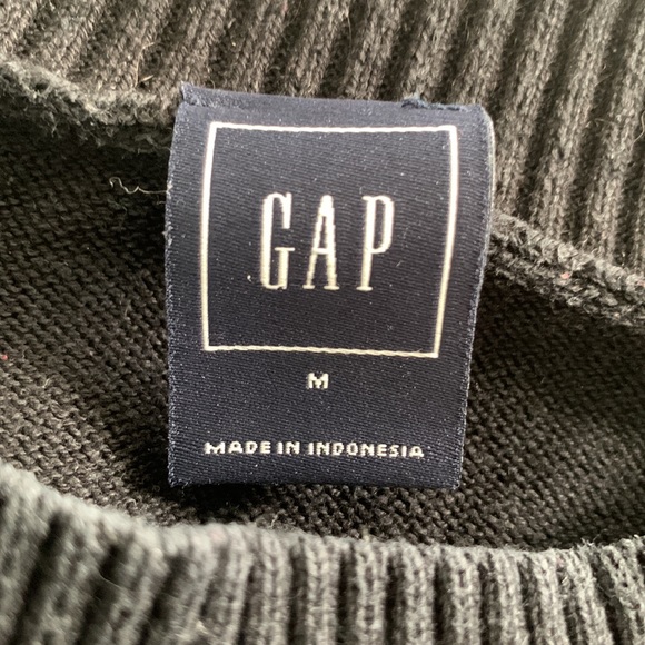 GAP Sweater - Picture 5 of 6
